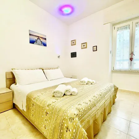 Pgs Immobiliare Srls Residenza Marino Bilocale In Centro Storico لا ماداّلينا