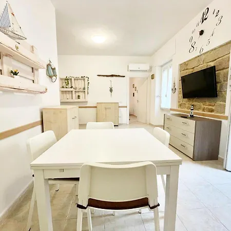 Laureliving - - Residenza Marino * La Maddalena (Sassari)